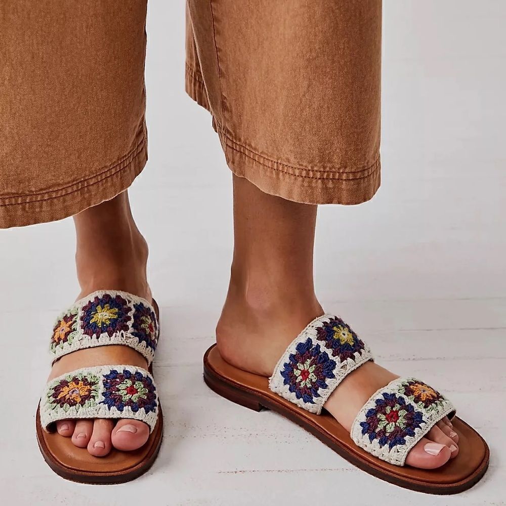 NWT Free People crochet sandals 37.5